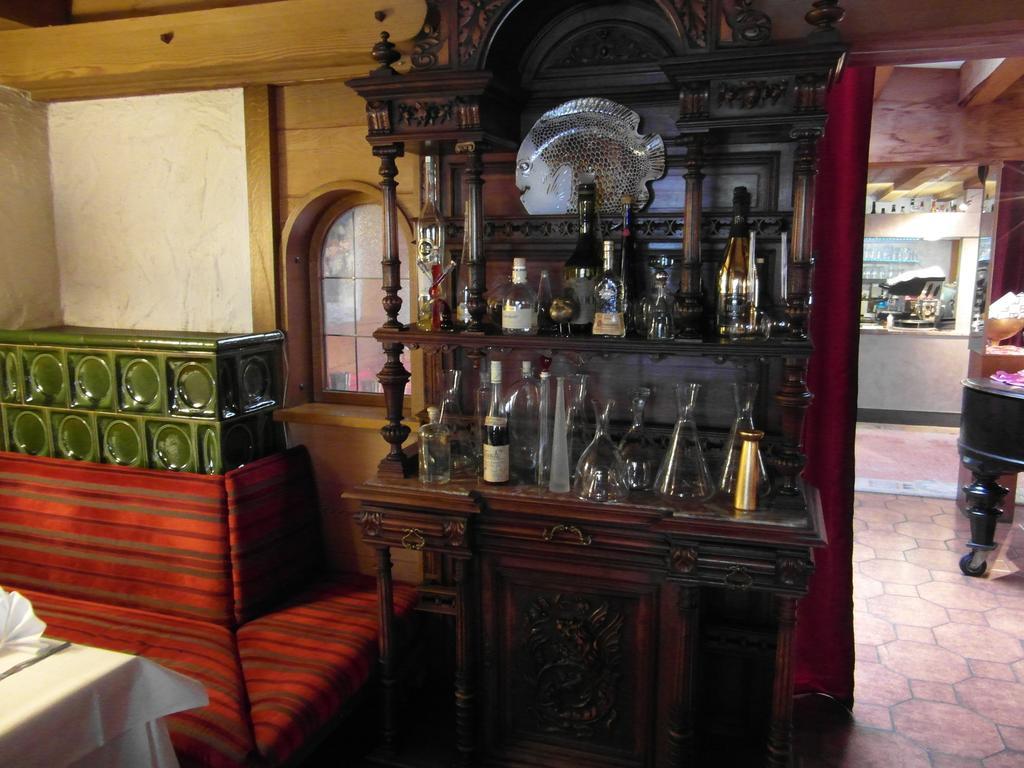 Castello Bianco Hotel Wadern Bagian luar foto